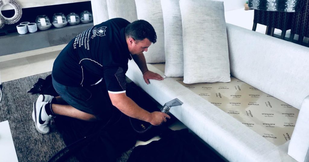 Steam Cleaning vs. Dry Cleaning for Sofas: Which is Best?